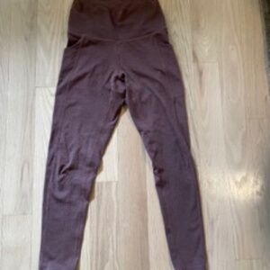 Prana leggings *small hole